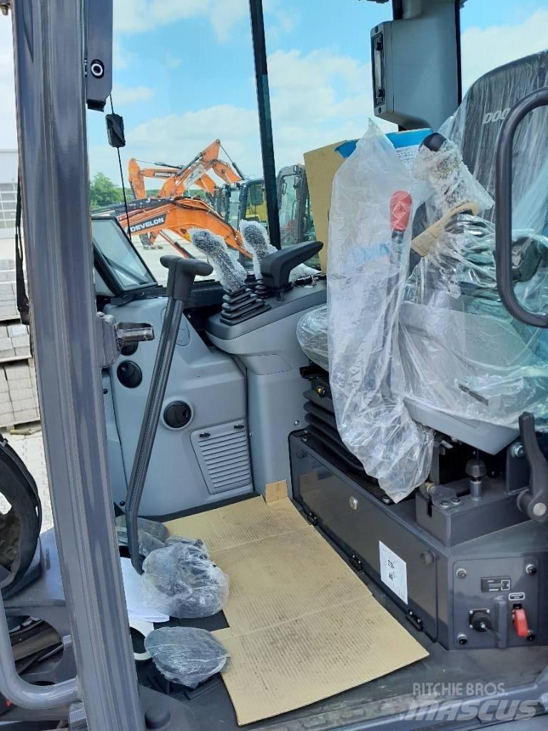 Doosan DX 63-7 Miniescavadeiras