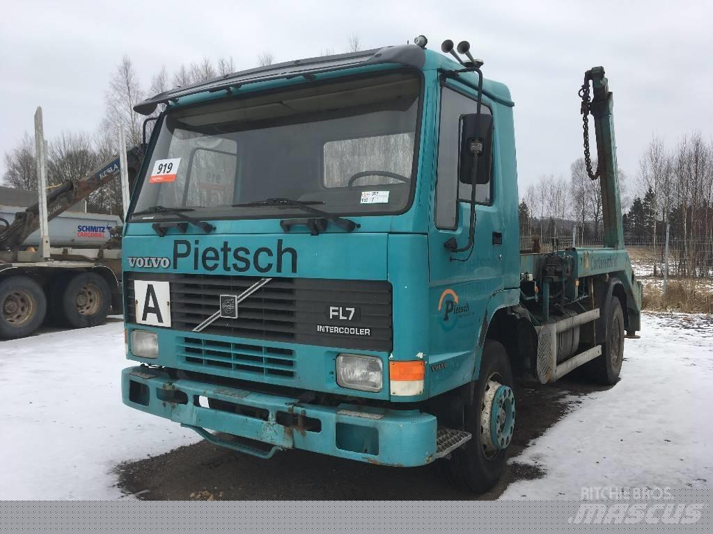 Volvo FL7 Camiões Ampliroll
