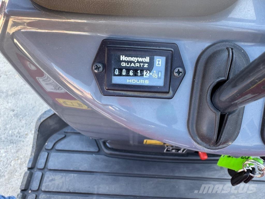 Yanmar SV08 (1D920) Miniescavadeiras