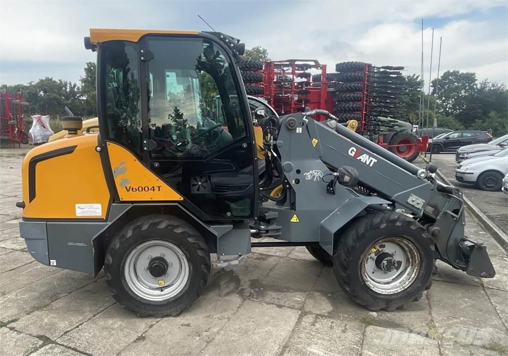 GiANT V  6004 T Mini carregadoras