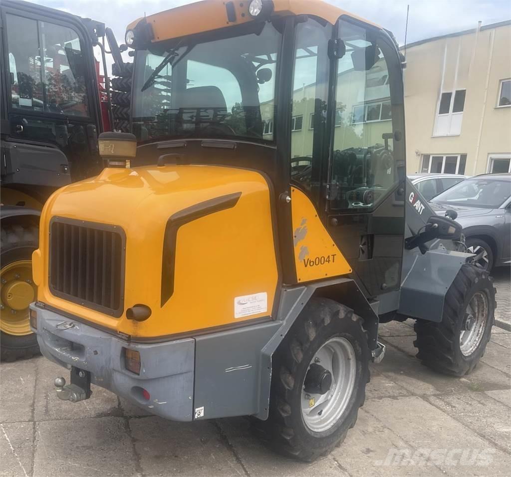 GiANT V  6004 T Mini carregadoras