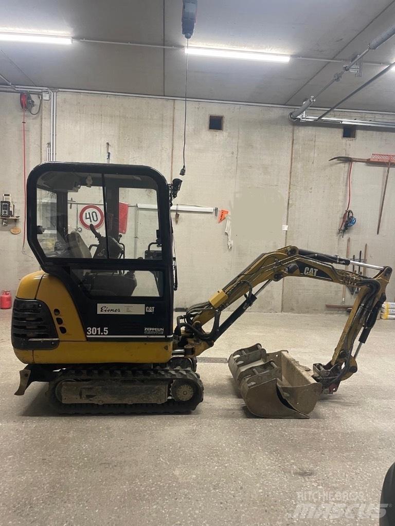 CAT 301.5 Miniescavadeiras