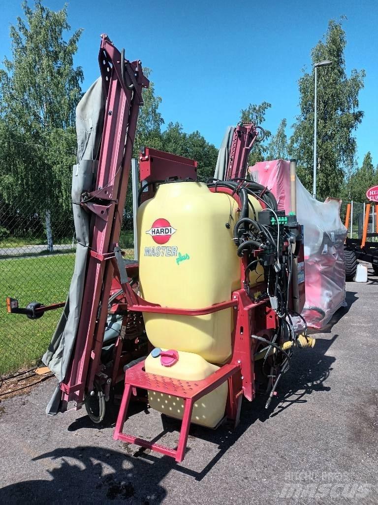 Hardi Master Twin Pulverizadores rebocados