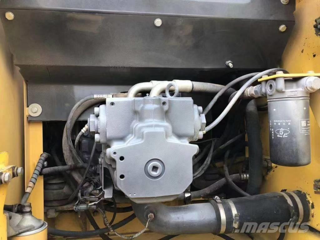 Komatsu 200-7 Escavadeiras de esteiras