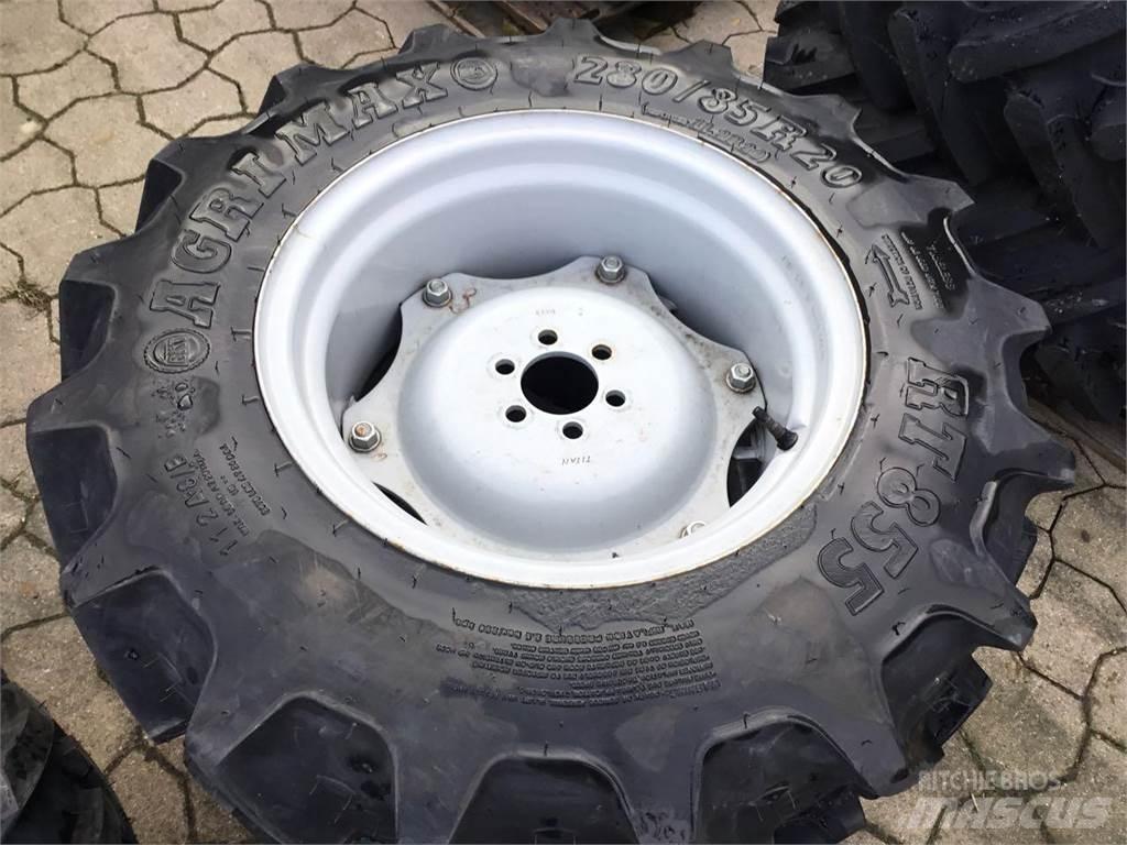 BKT 280/85R20 Pneus Agrícolas