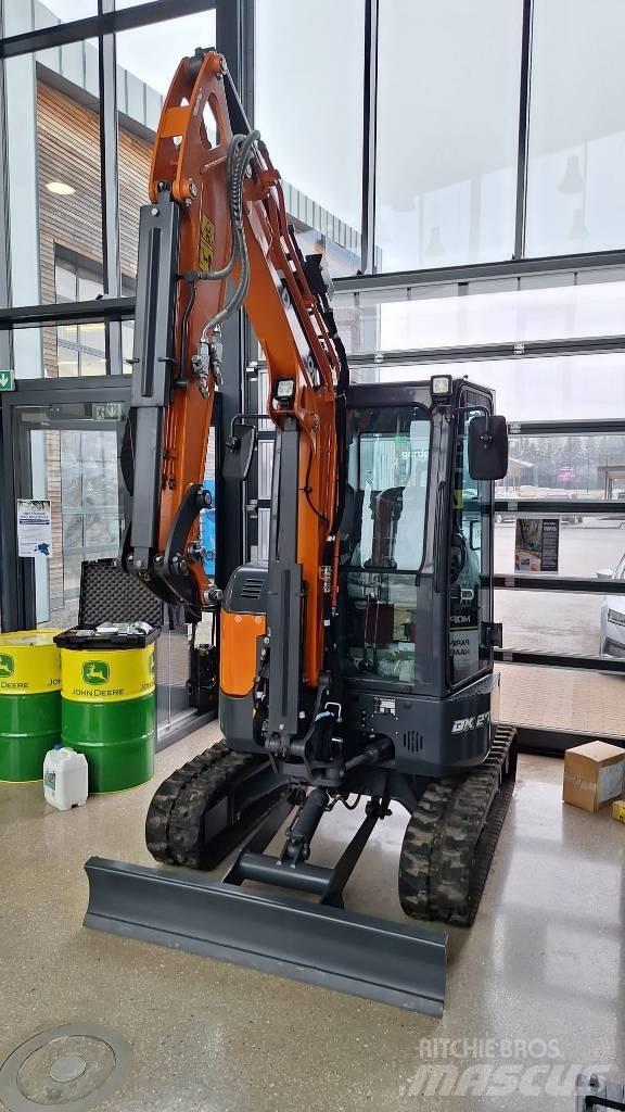 Develon DX 27 Z-7 Miniescavadeiras