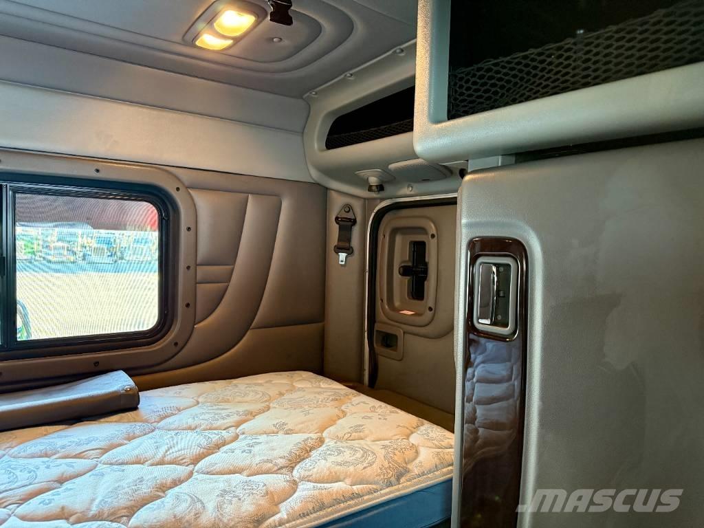 Peterbilt 389 Cavalos Mecânicos