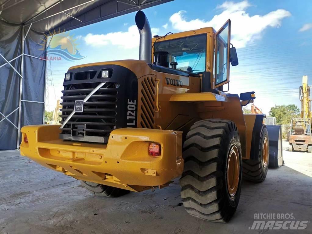 Volvo L 120 E Carregadeiras de rodas