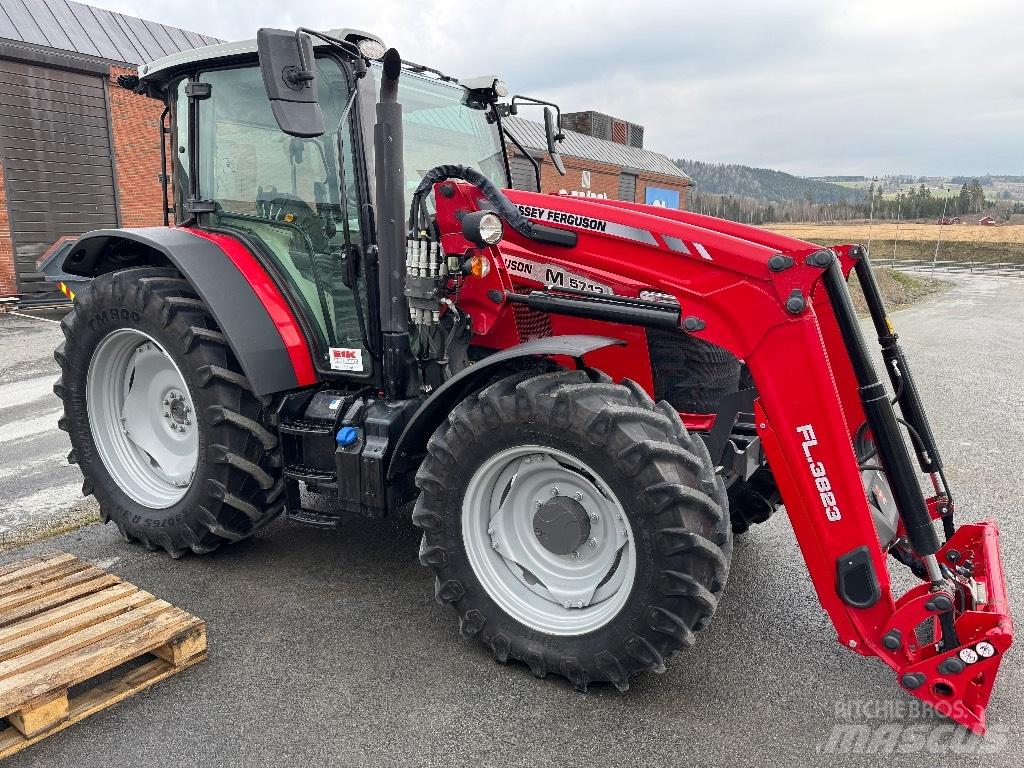 Massey Ferguson 5713 Tratores Agrícolas usados