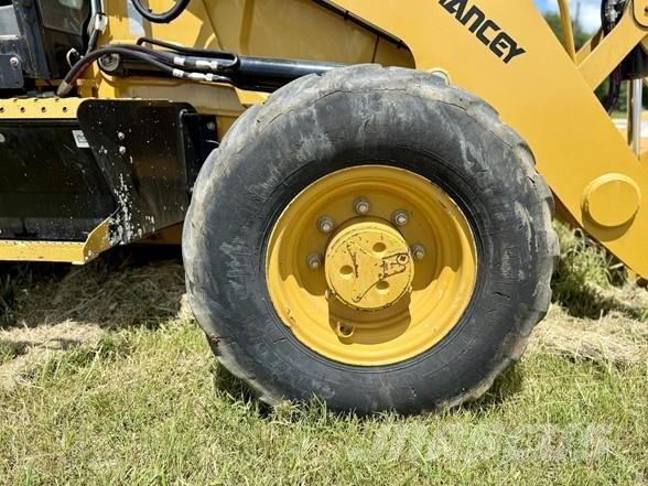 CAT 416 Retroescavadeiras