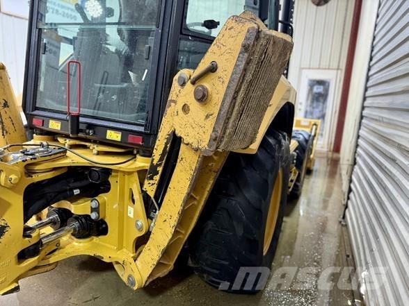 CAT 420F2 Retroescavadeiras