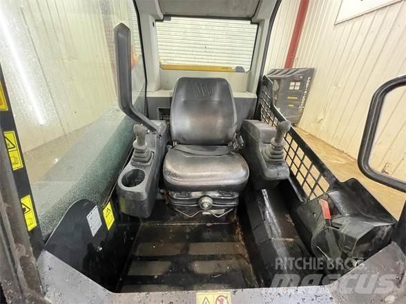 JCB 210T Minicarregadeiras