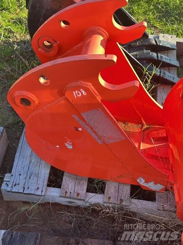 Kubota A0030 Baldes