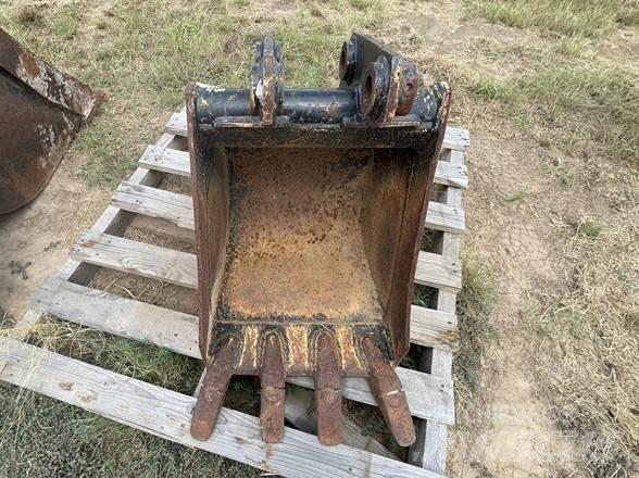 Kubota BT3003 Baldes