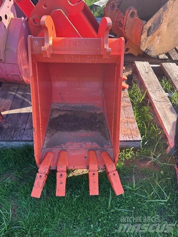 Kubota BT4584 Minicarregadeiras