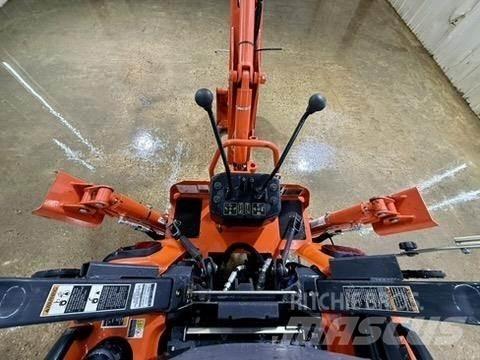 Kubota BX23S Retroescavadeiras