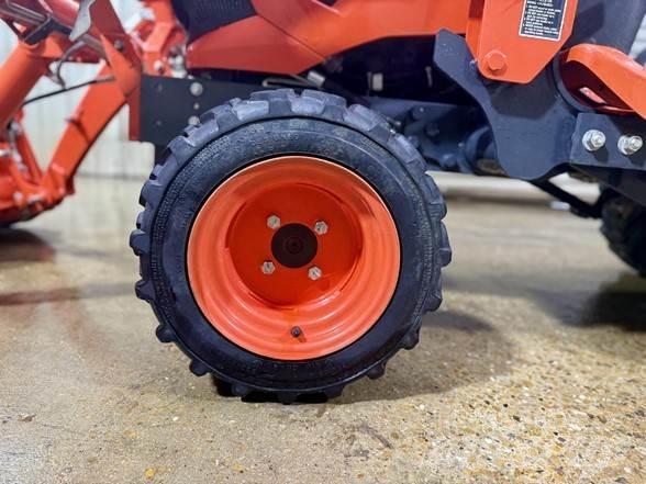Kubota BX23S Retroescavadeiras