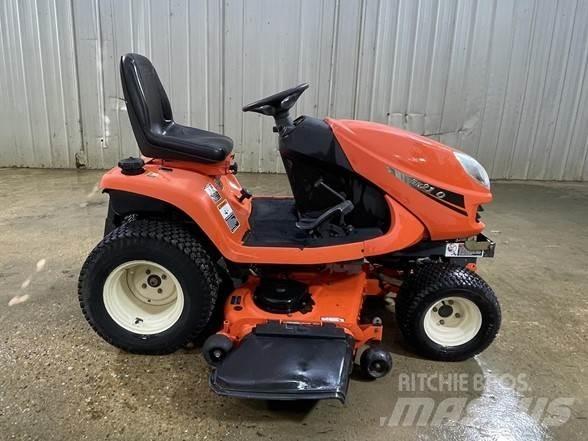 Kubota GR2110 Corta-Relvas Riders
