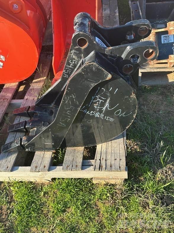 Kubota L5415A Baldes