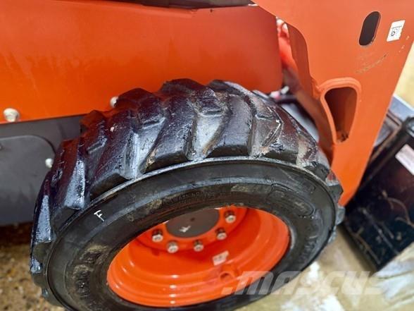 Kubota SSV65 Minicarregadeiras