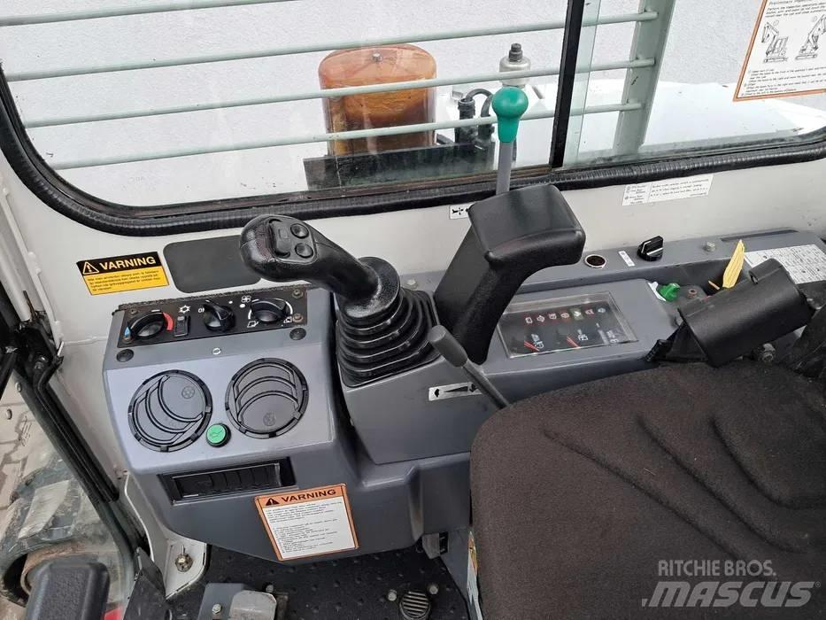 Takeuchi TB 153 FR Escavadeiras de esteiras