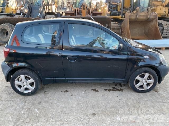 Toyota Yaris Automóvel