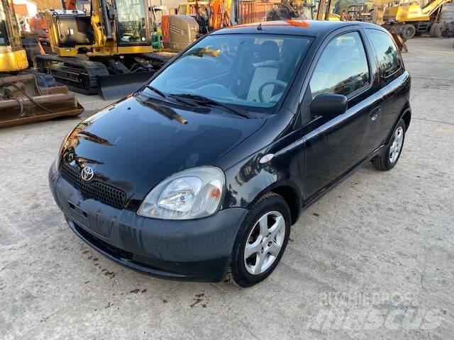 Toyota Yaris Automóvel