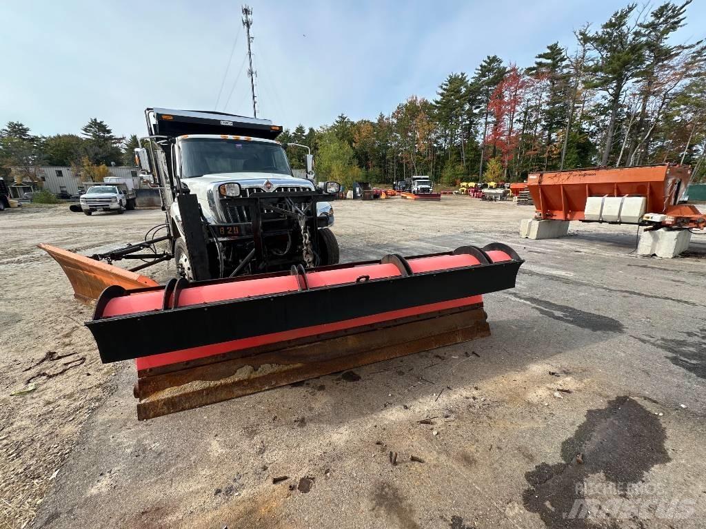 International HV507 Lâminas de neve e arados