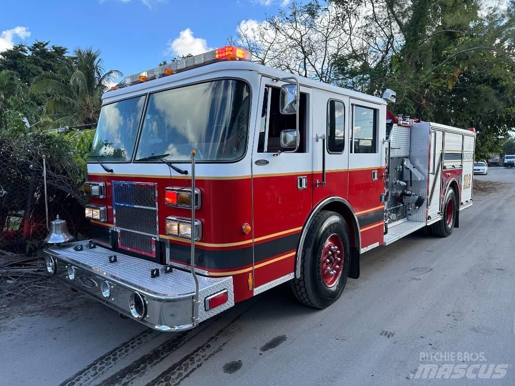  pierce saber Caminhões de bombeiros