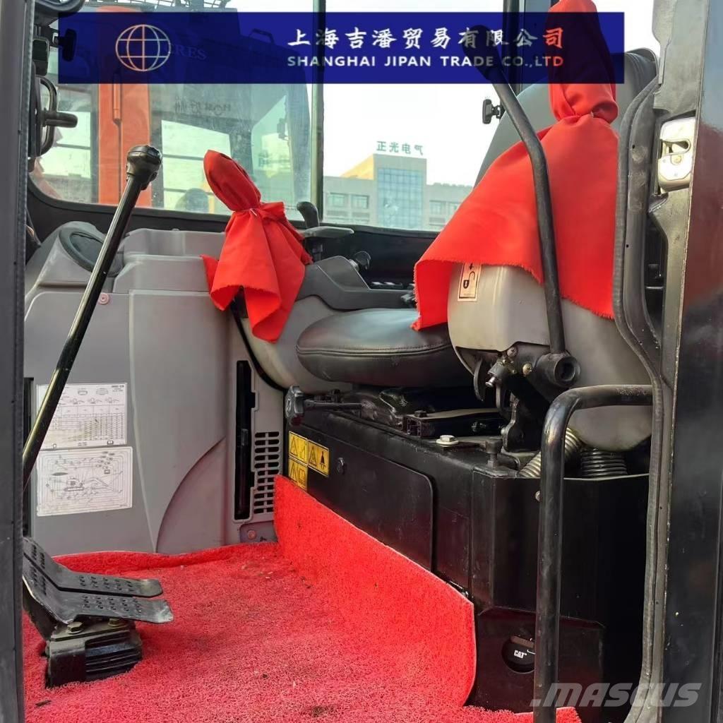 CAT 305C Miniescavadeiras