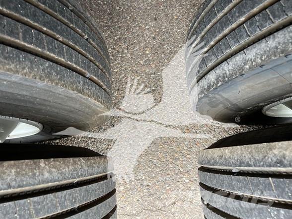 Utility 3000R Semi Reboques Isotérmicos