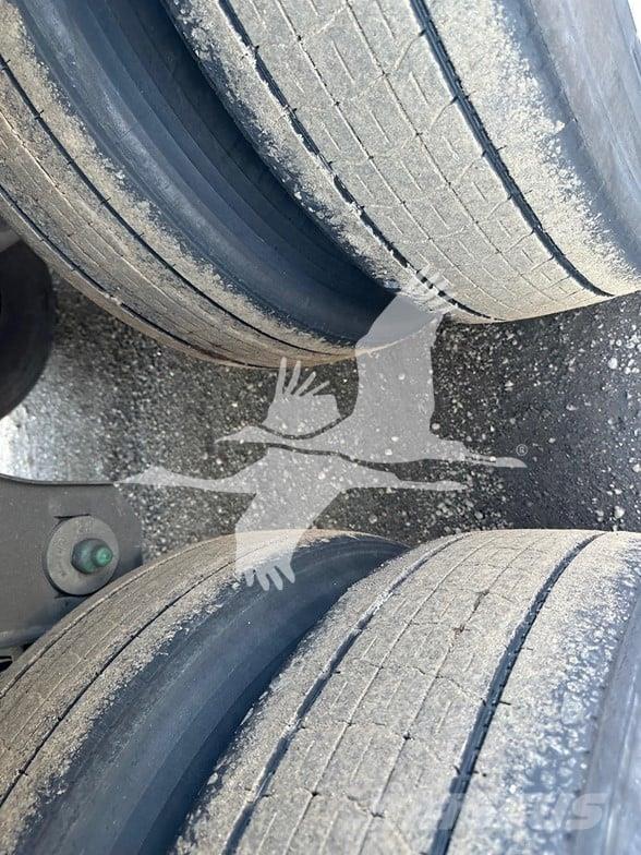 Utility 3000R Semi Reboques Isotérmicos