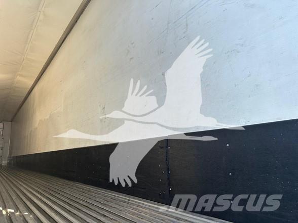 Utility 3000R Semi Reboques Isotérmicos