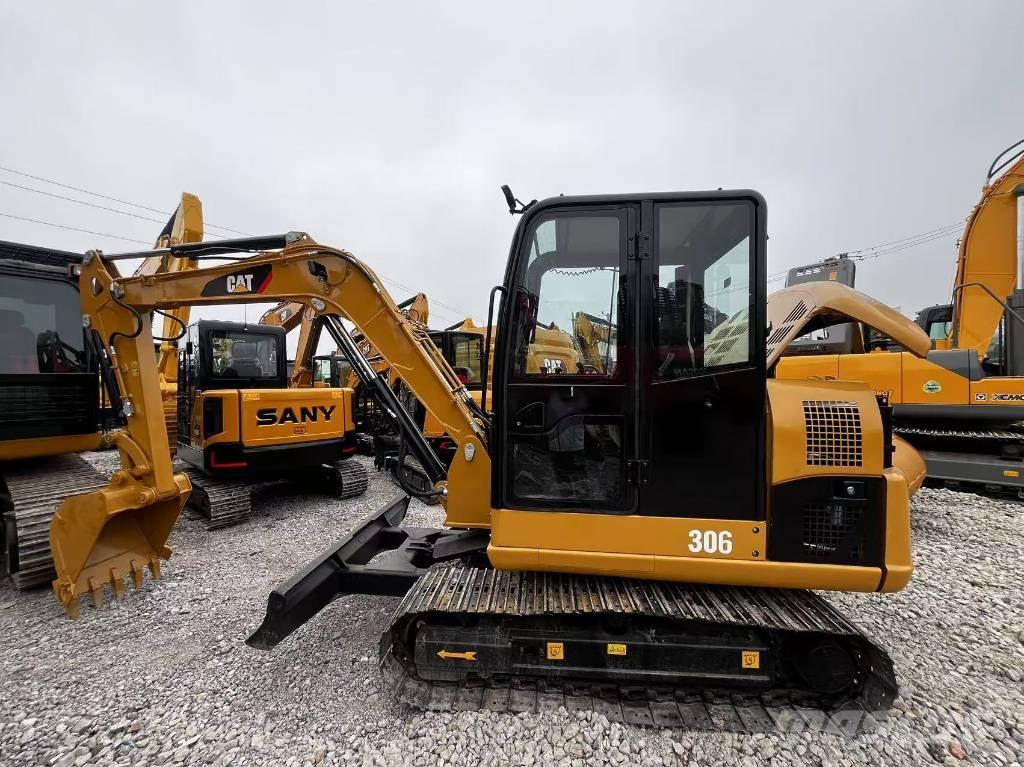 CAT 306 Miniescavadeiras