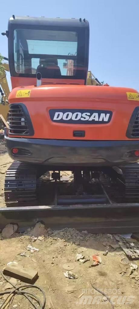 Doosan DX60 Miniescavadeiras