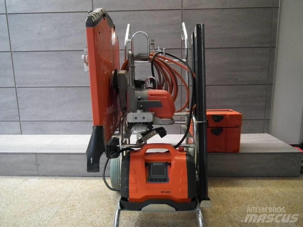 Husqvarna WS220 Serras para Betão e Pedra