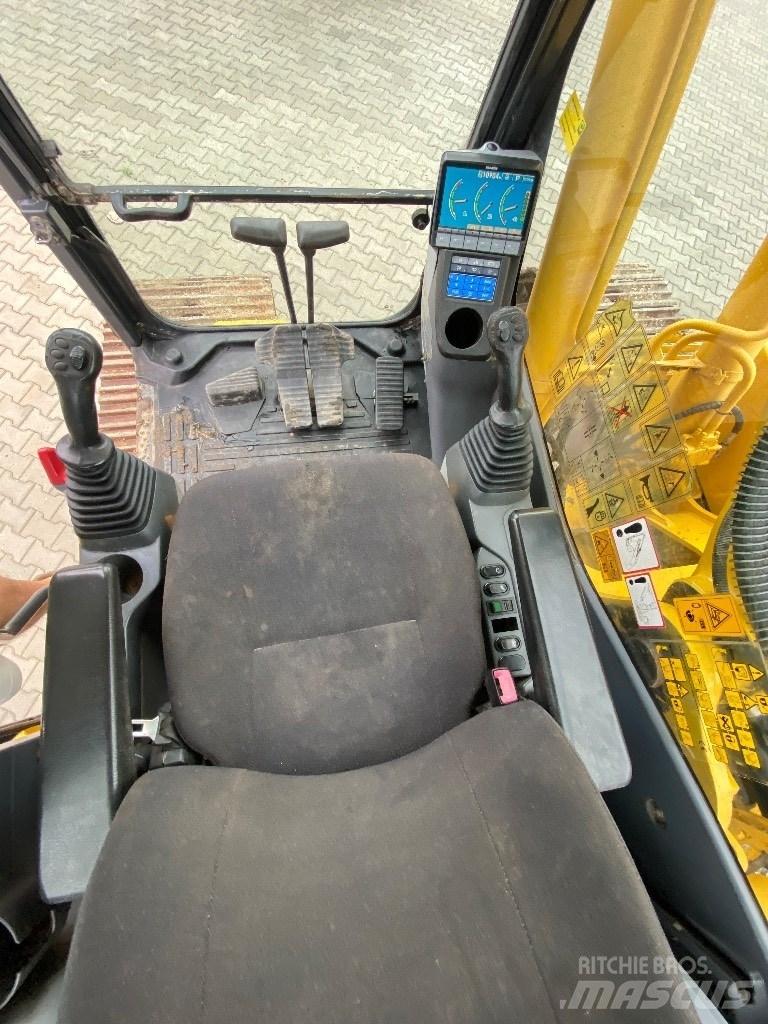 Komatsu PC 210 LC-8 Escavadeiras de esteiras