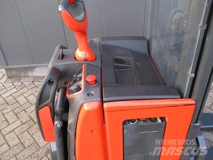 Linde L14 AP Empilhador para operador externo