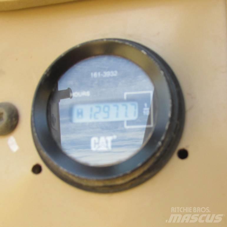 CAT 140 H Motoniveladoras