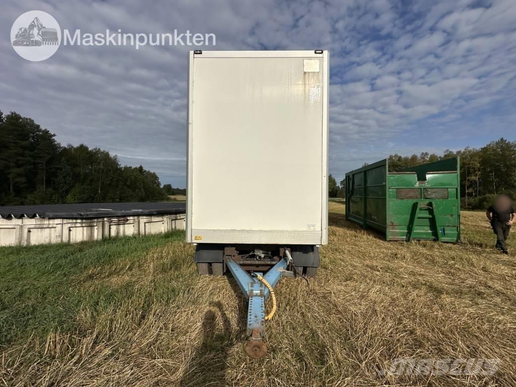 Närko D4ZW13L62 Reboques de caixa fechada