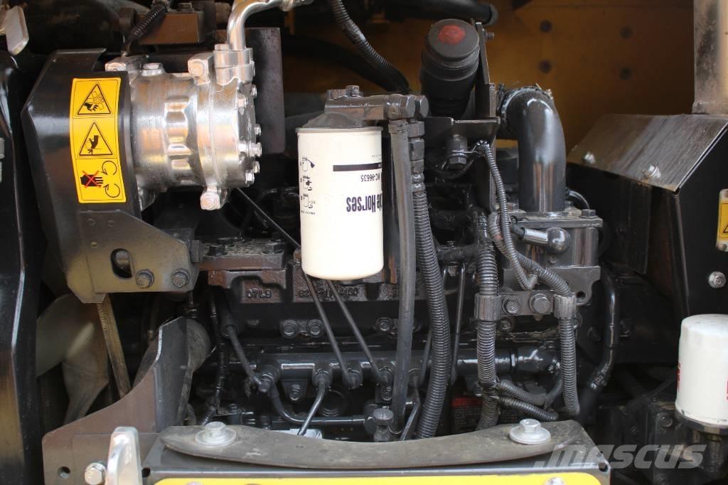 Komatsu PC 70-8 Miniescavadeiras