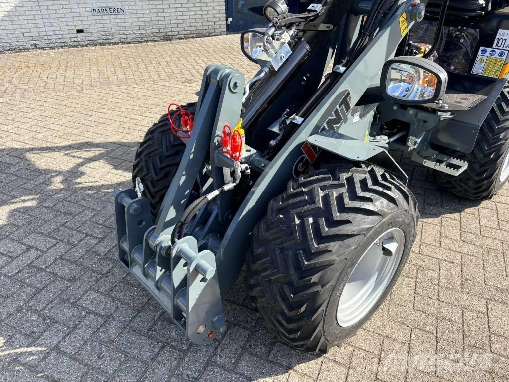 Giant G2300HD Xtra Mini carregadoras