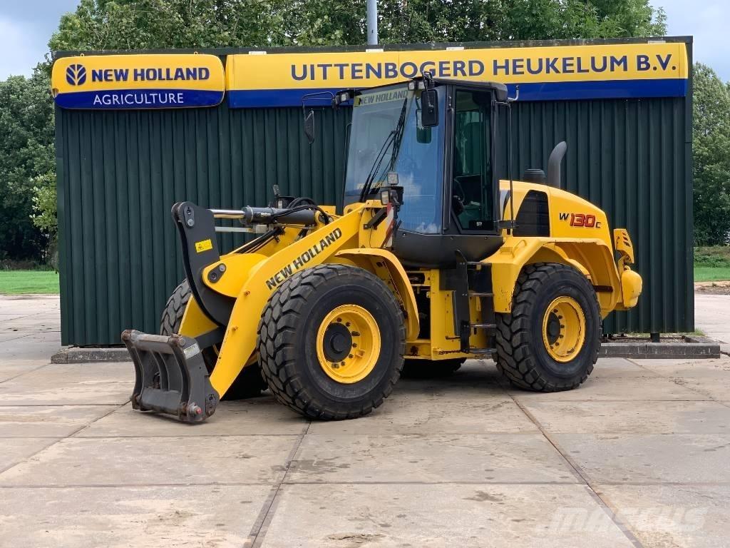 New Holland W 130 C Carregadeiras de rodas