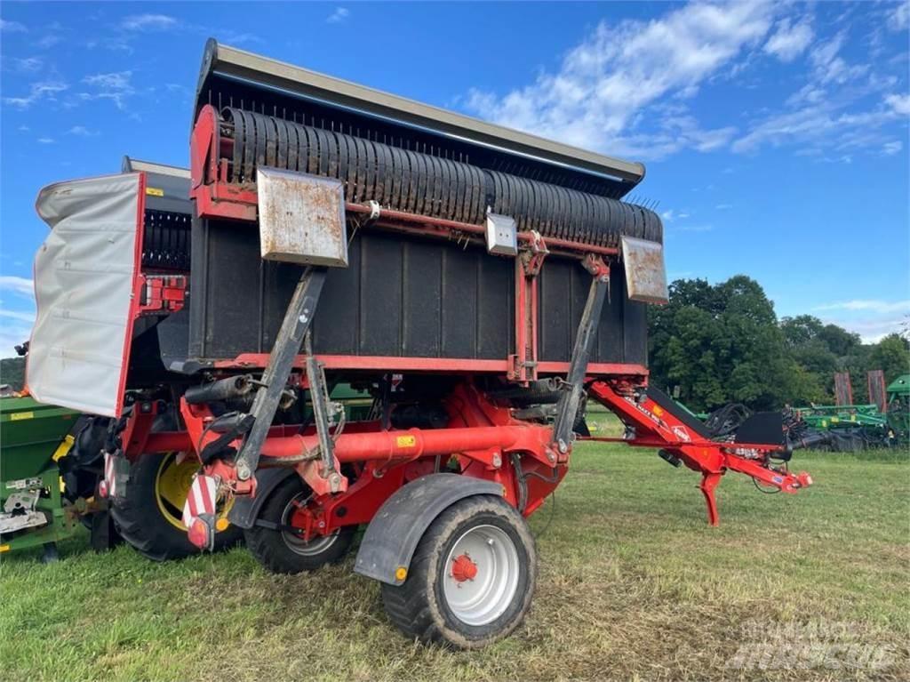 Kuhn MergeMaxx950 Gadanheiras-fileiras
