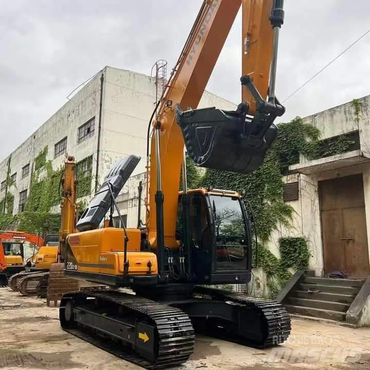 Hyundai R220LC-9S Escavadeiras de esteiras
