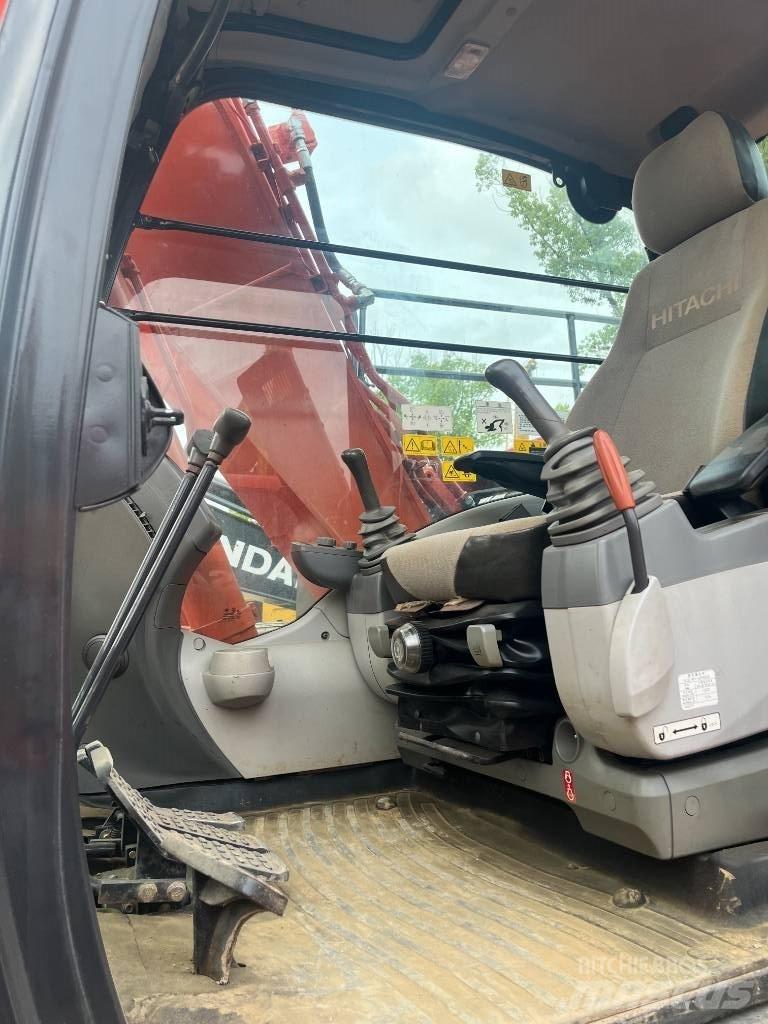 Hitachi 130 Escavadeiras de esteiras