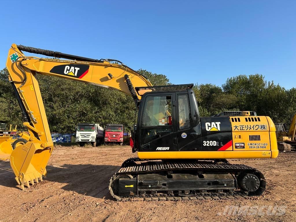 CAT 320D Escavadeiras de esteiras