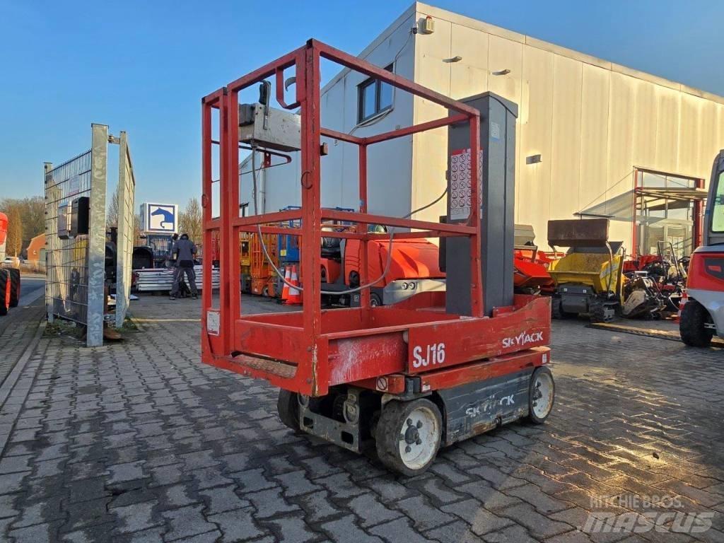 SkyJack SJ 16 Plataformas de Mastro Vertical