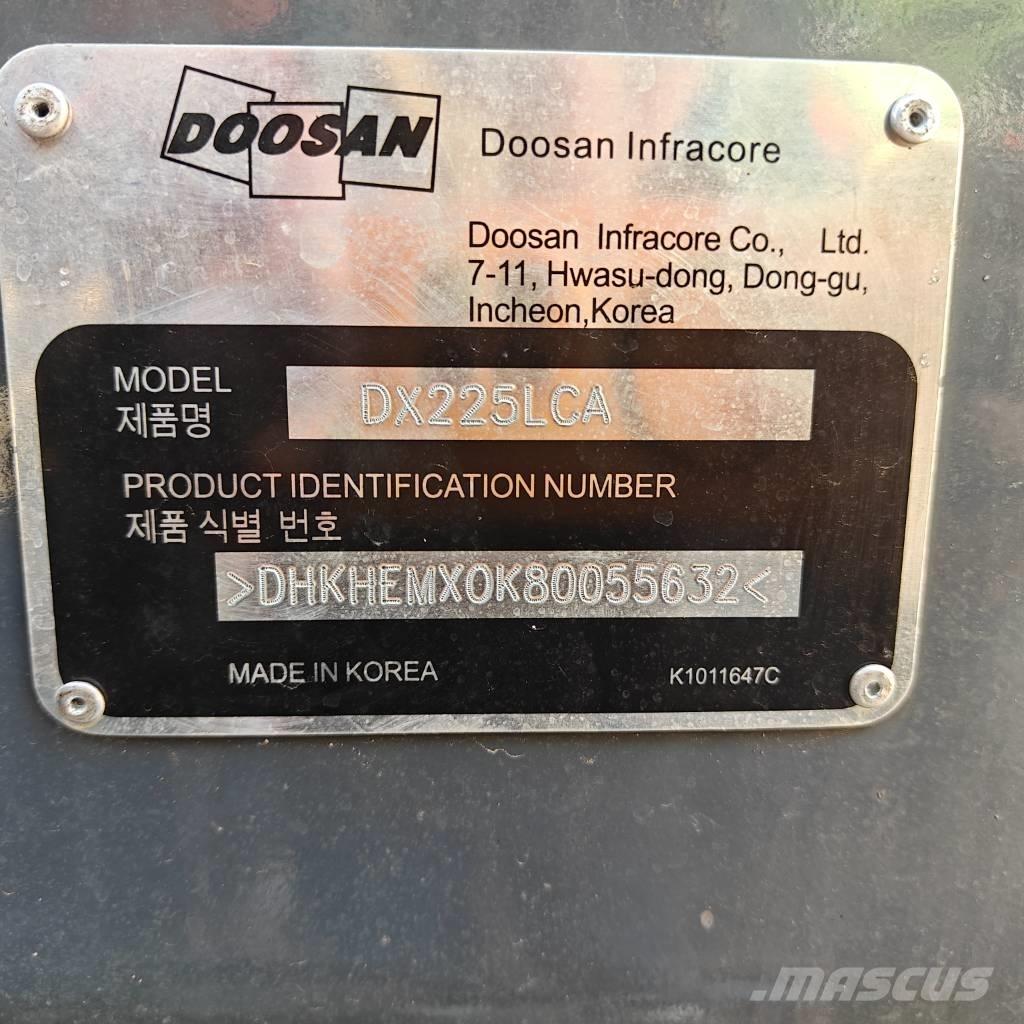 Doosan DX 225 LCA Escavadeiras de esteiras