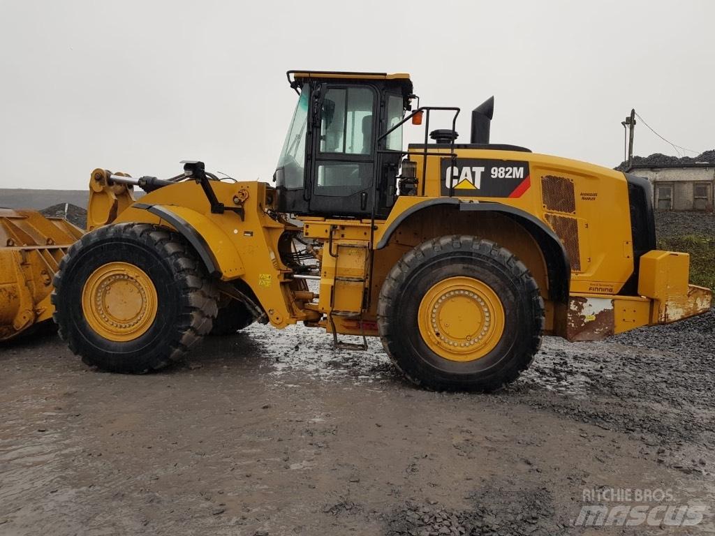 CAT 982m Carregadeiras de rodas